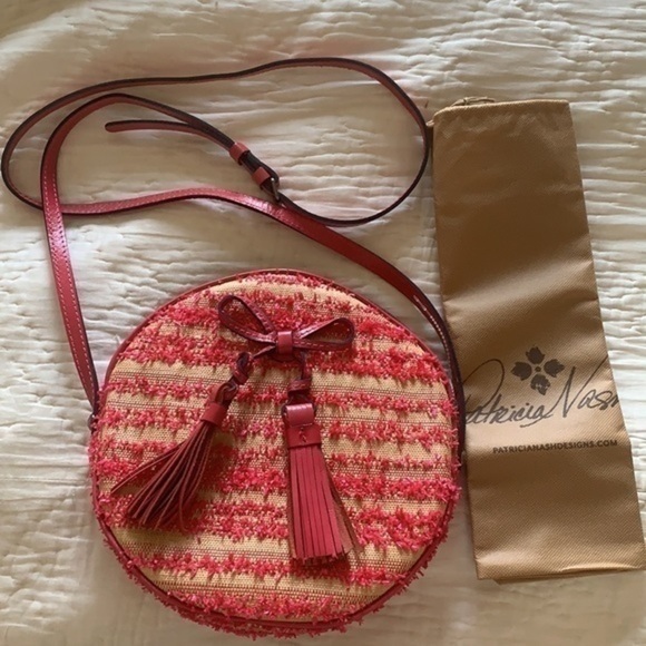 Patricia Nash Eve Woven Straw Canteen Crossbody - Picture 2 of 7
